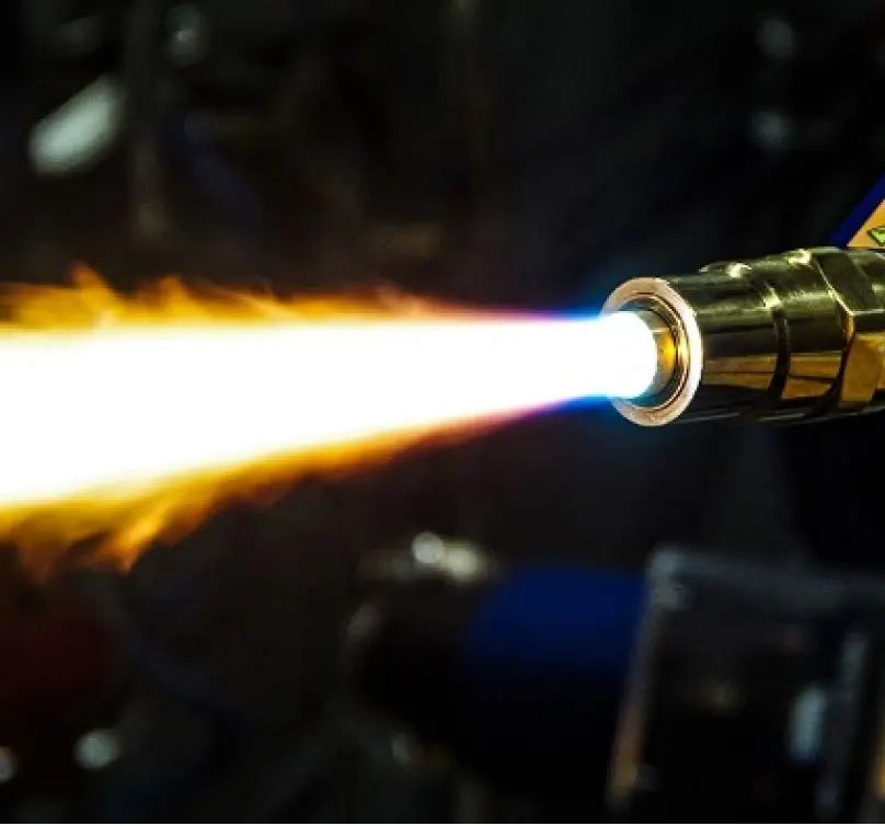 Процесс напыления в вакууме