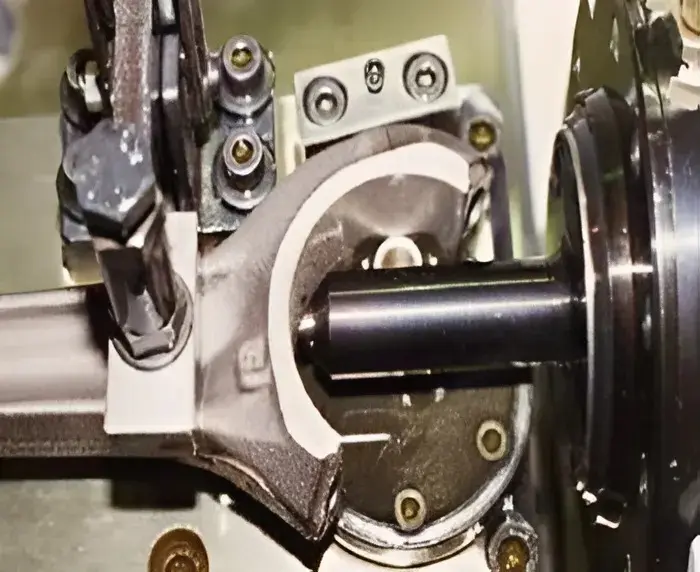 Применение станка GDM1-203 в сверлении масляных каналов шатуна