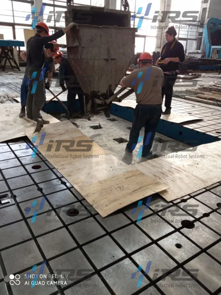 Процесс заливки раствором анкерных колодцев