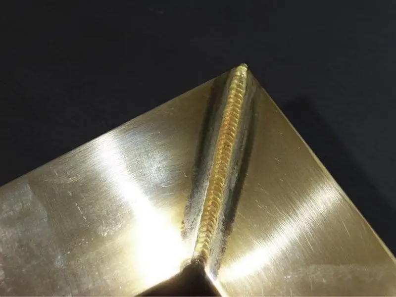 Сварочный шов на латуни