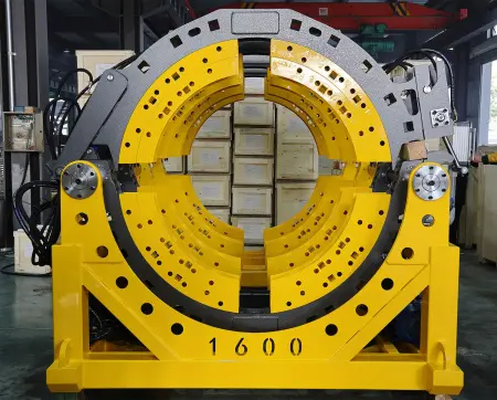 AWP-HM-1600AH PRO Аппарат для стыковой сварки HDPE 1200-1600 мм с гидравлическим приводом и блокировкой