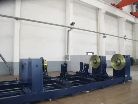 Одноосевой позиционер с задней бабкой