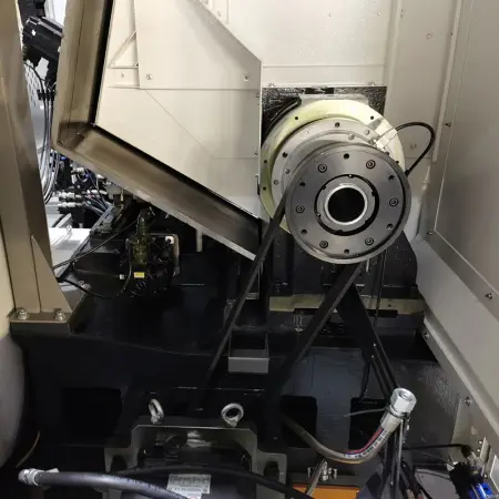 Токарный станок с наклонной станиной с ЧПУ IRT-iT 50