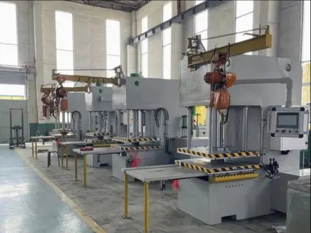 Вертикальная шприц-машина для запрессовки воска однопозиционная  IRLIT-A-A002-006