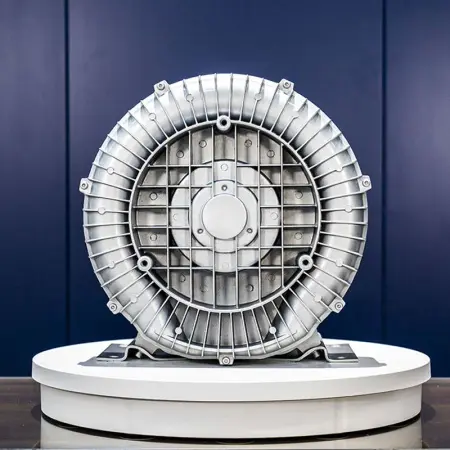 Воздуходувка одноступенчатая IRV-X004-032 (270 м³/ч, 2,2 кВт)