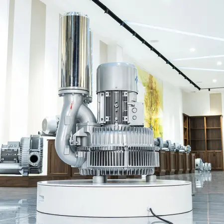 Воздуходувка двухступенчатая IRV-X004-076 (2050 м³/ч, 15 кВт)