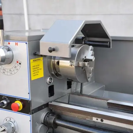 Токарный станок IRE-X003-009, длина изделия до 750 мм