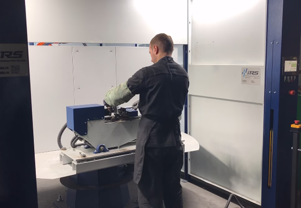 Установка деталей в роботизированном комплексе