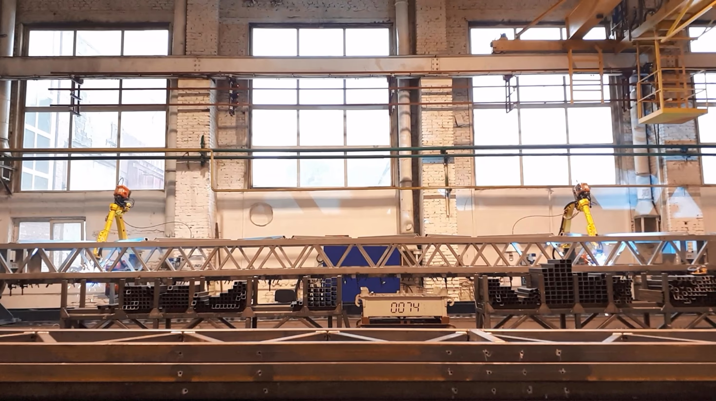 Пример работы комплекса роботизированной сварки строительных конструкций