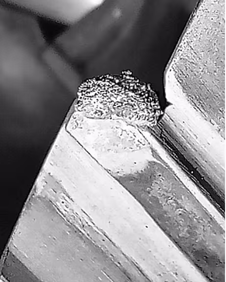 Example of laser cladding. Blade tooth repair with powder cladding 3