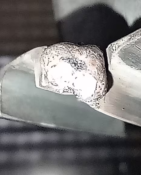 Example of laser cladding. Blade tooth repair with powder cladding 4