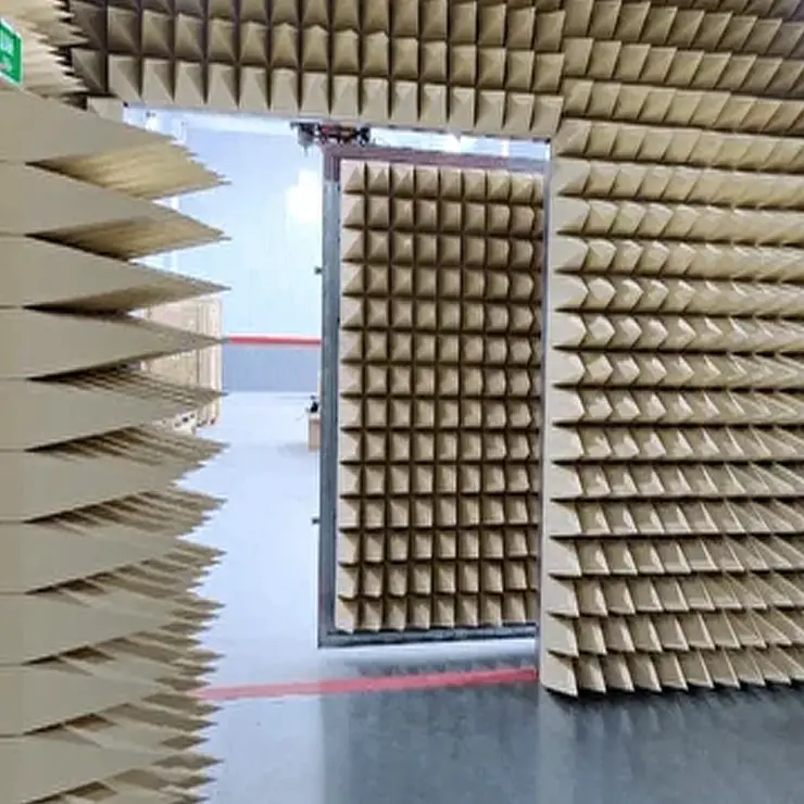 Полубезэховая экранированная камера