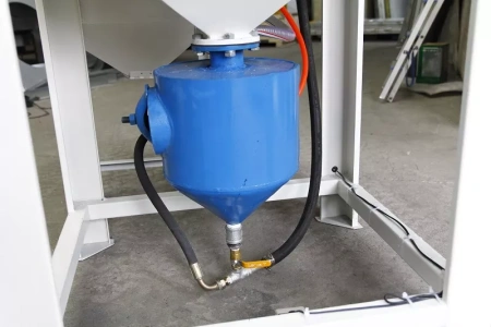 Пескоструйная камера напорная DS-9-1P